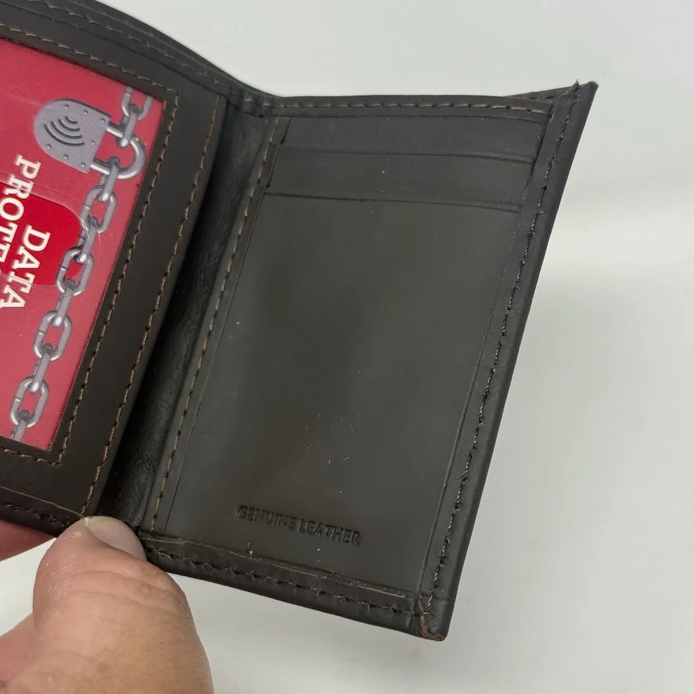 Genuine Dickies Mens Trifold Wallet Brown Leather RFID‎ Blocking Zipper Pocket